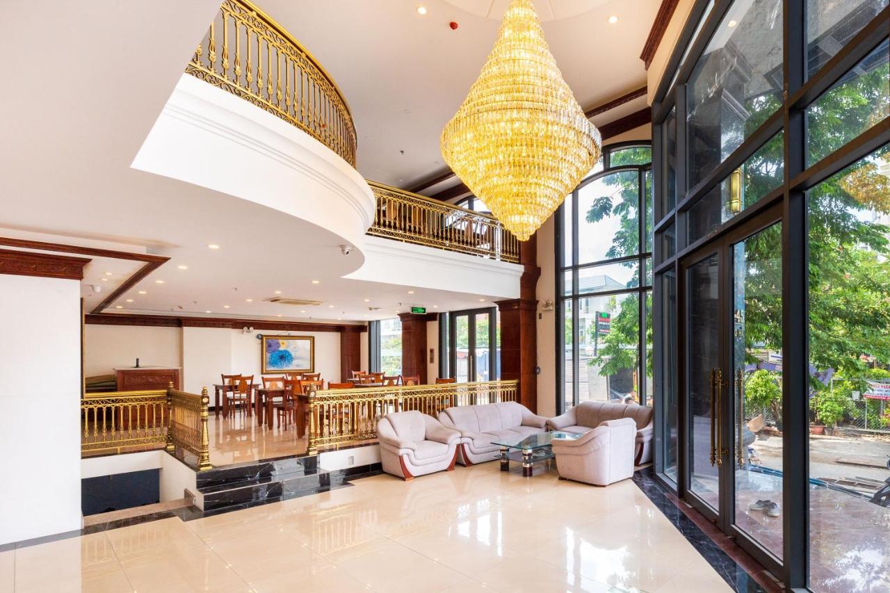 Silk Hong Ha Airport Hotel Ho Chi Minh City Exterior photo