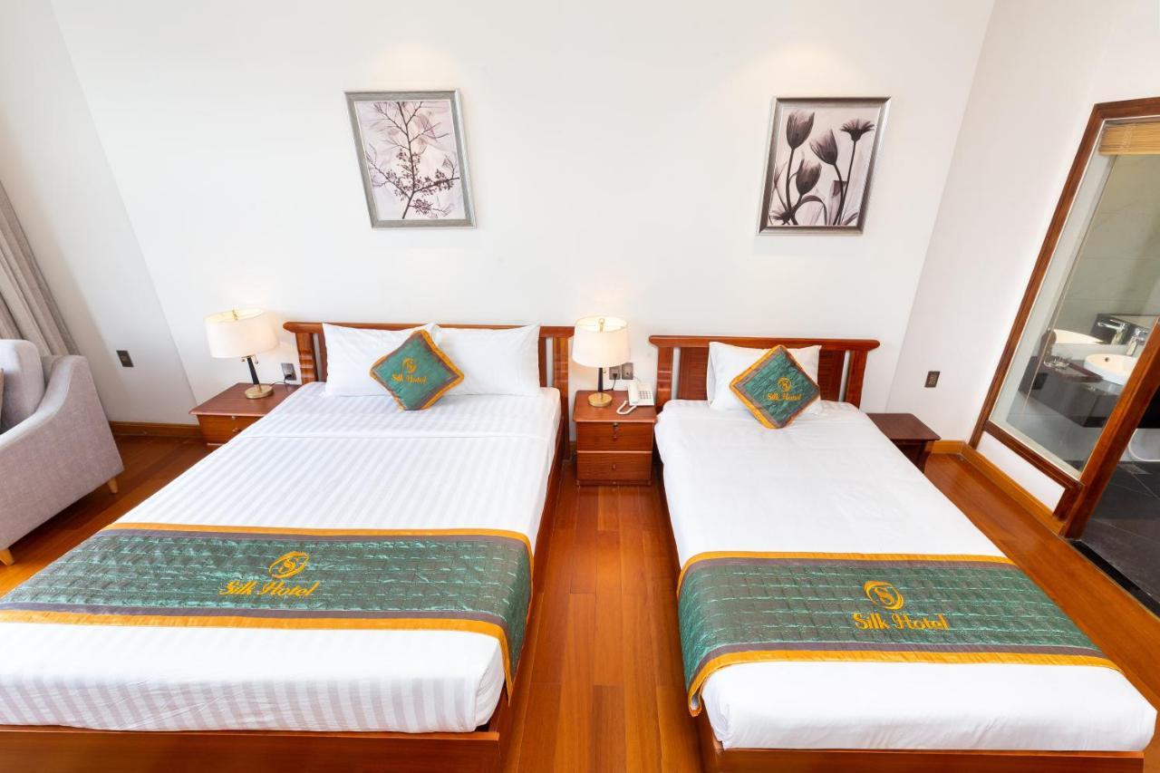 Silk Hong Ha Airport Hotel Ho Chi Minh City Exterior photo