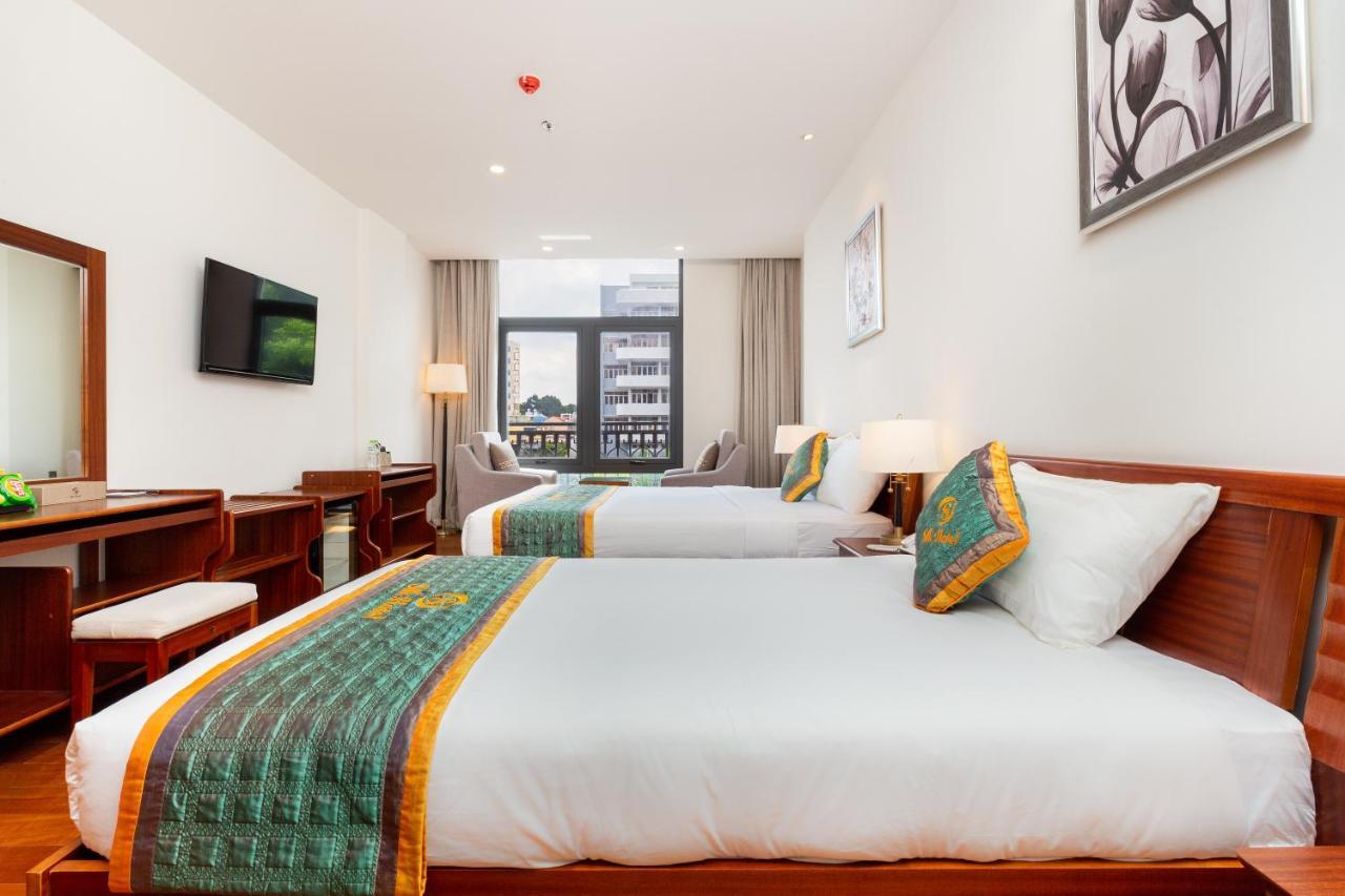 Silk Hong Ha Airport Hotel Ho Chi Minh City Exterior photo